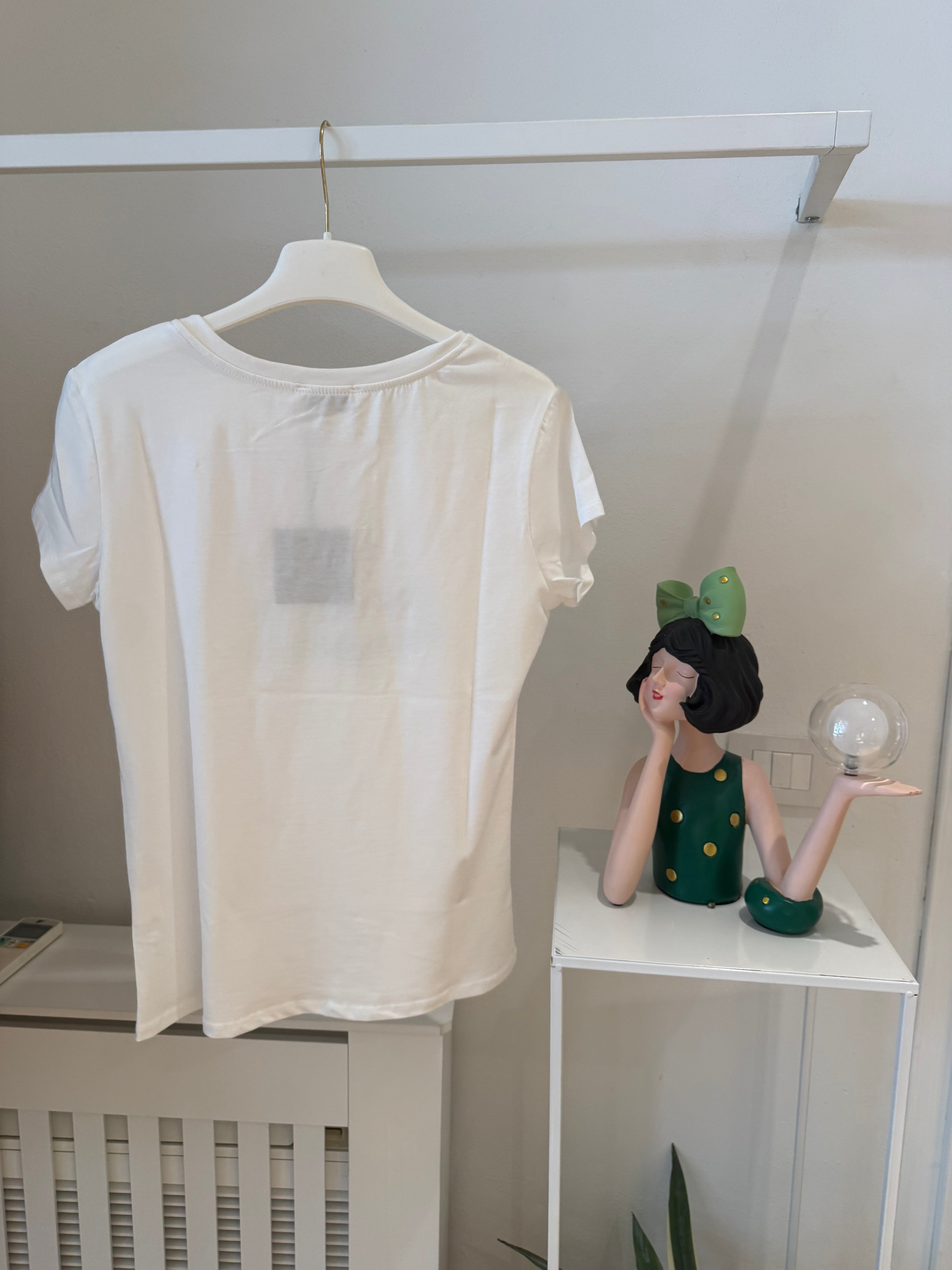 T shirt con scritta
