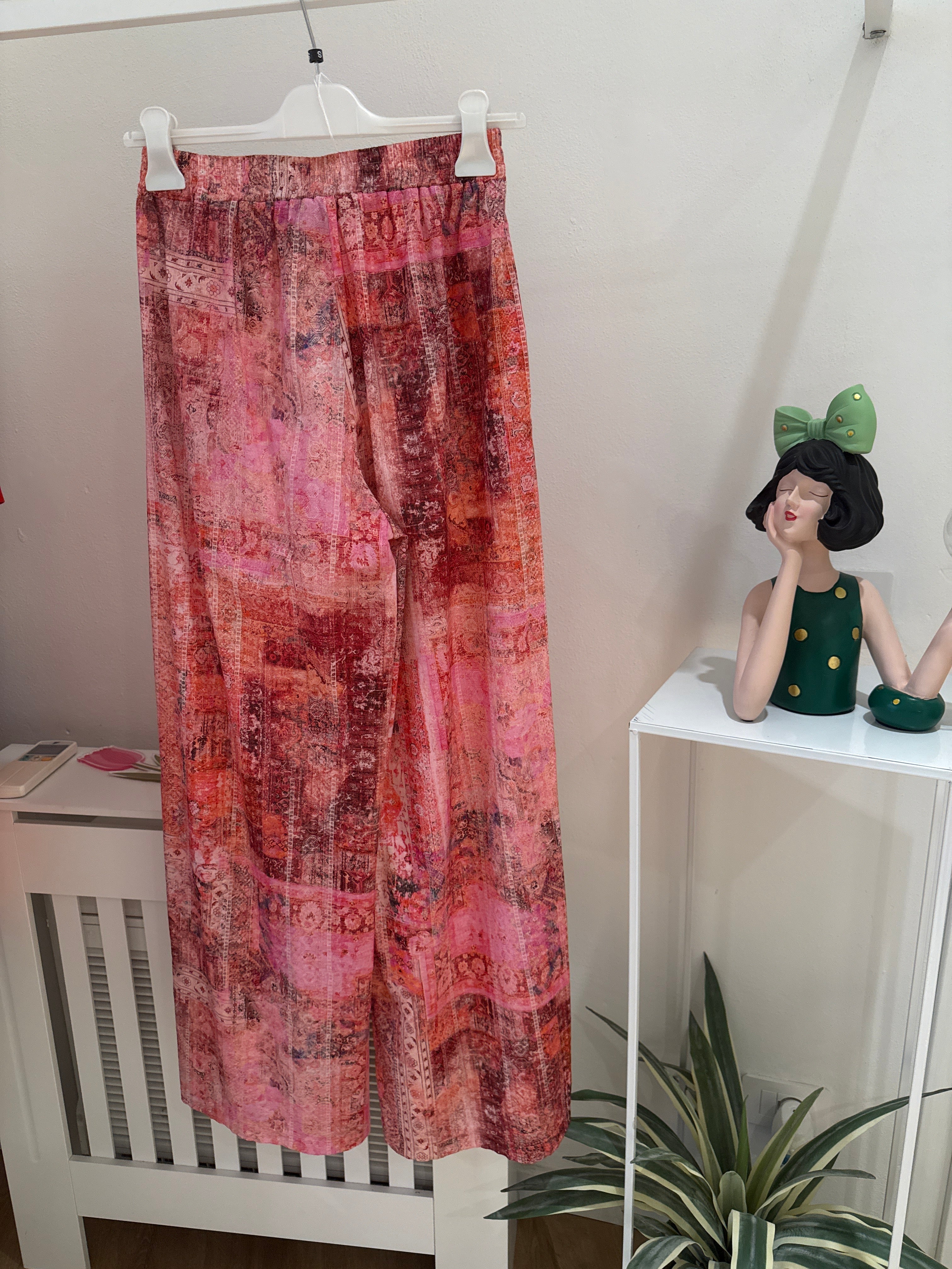 Pantalone rosa  fantasia