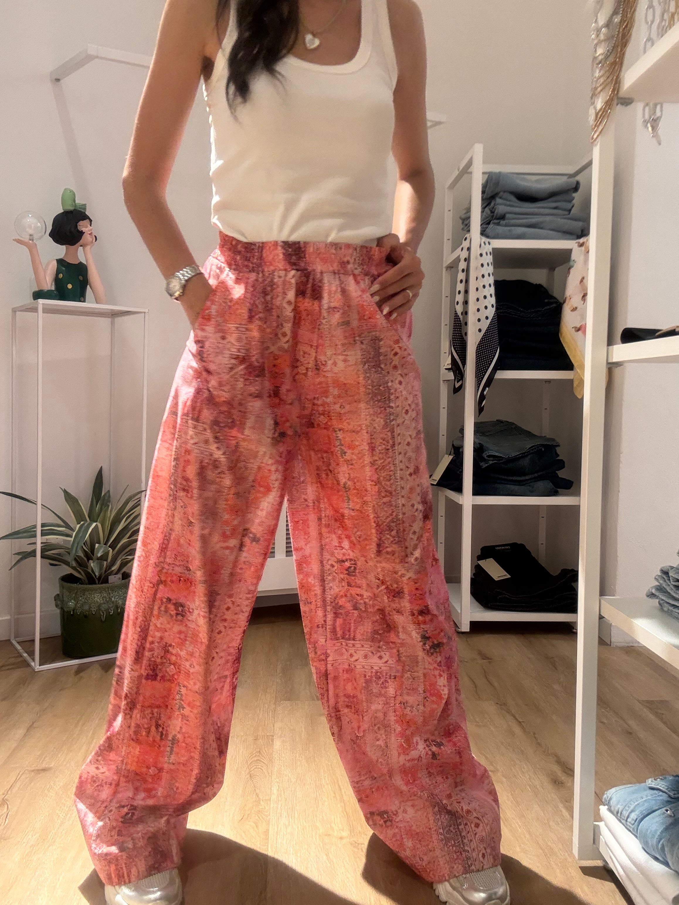Pantalone rosa  fantasia
