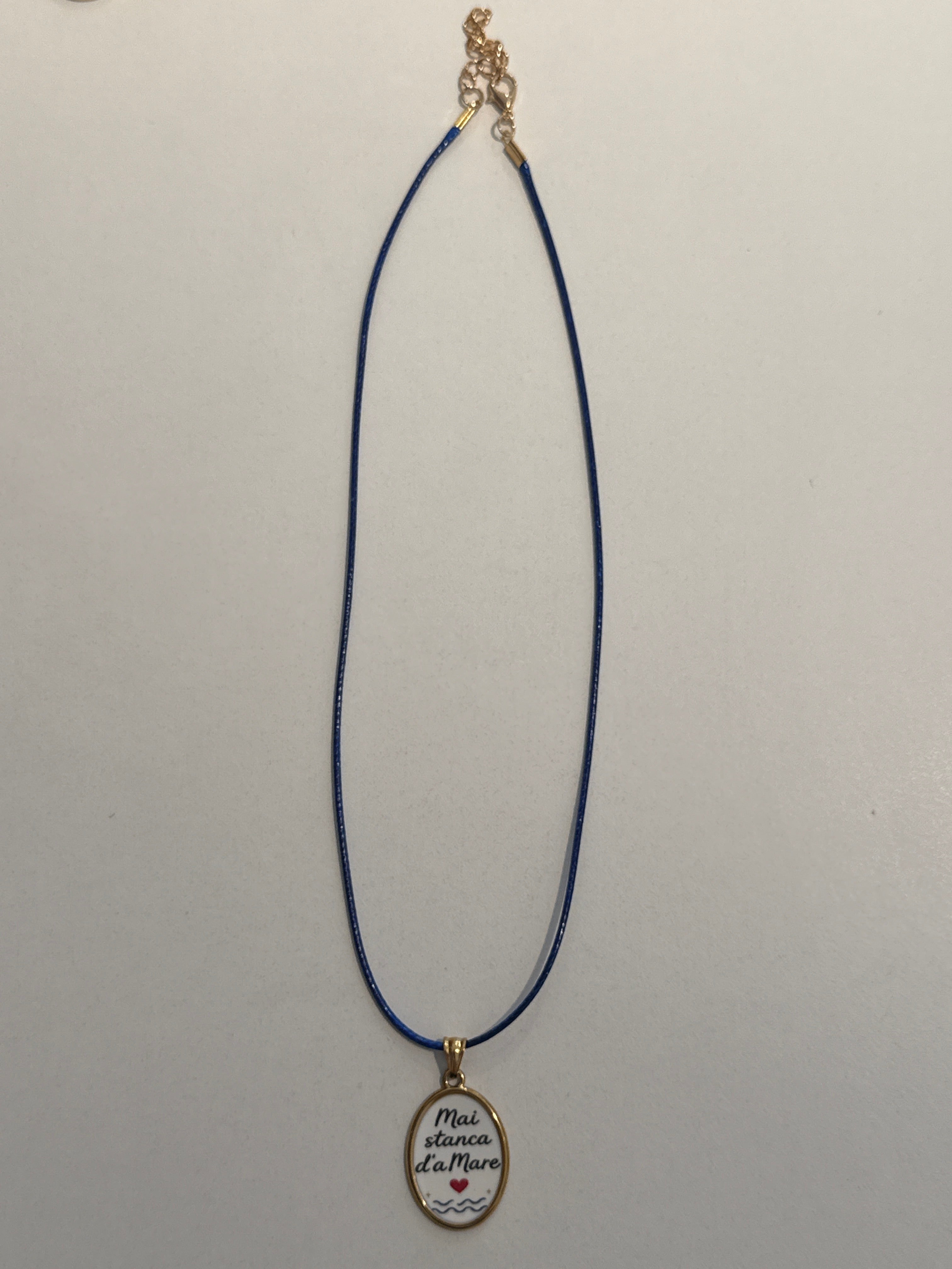 Collana “Mai stanca del mare”