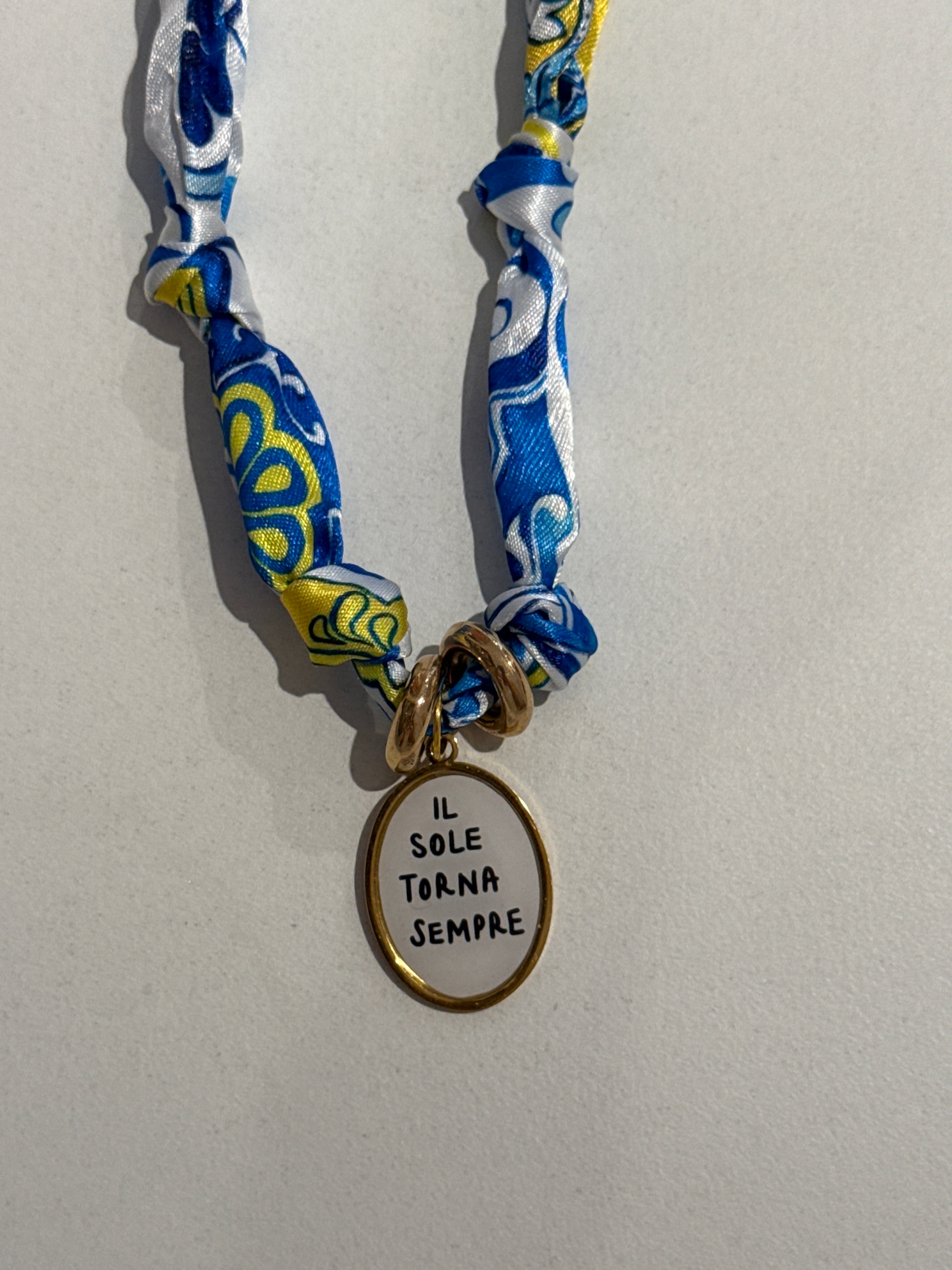 Collana Foulard ‘’ il sole torna sempre