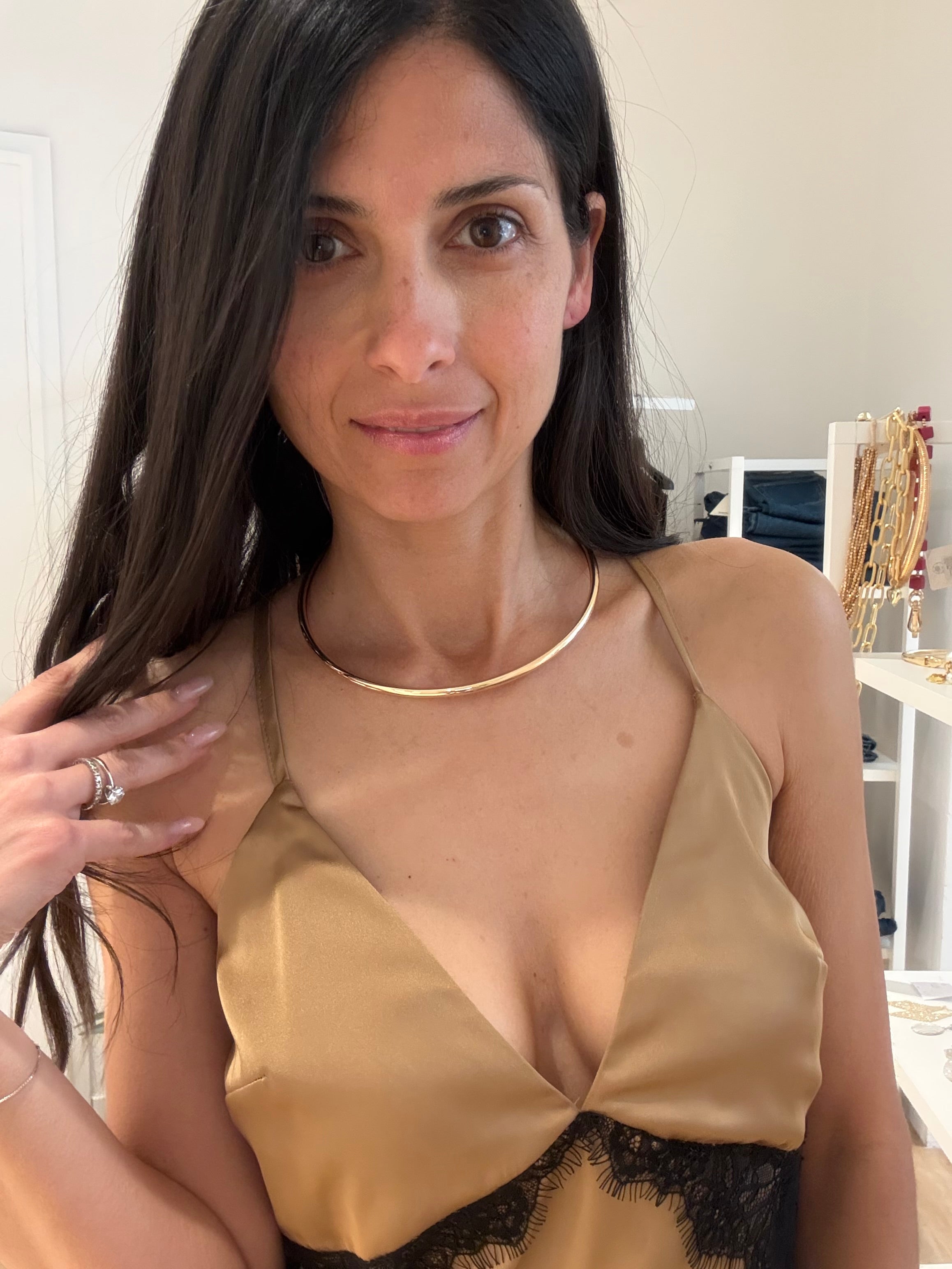 Choker Dorato con chiusura dietro