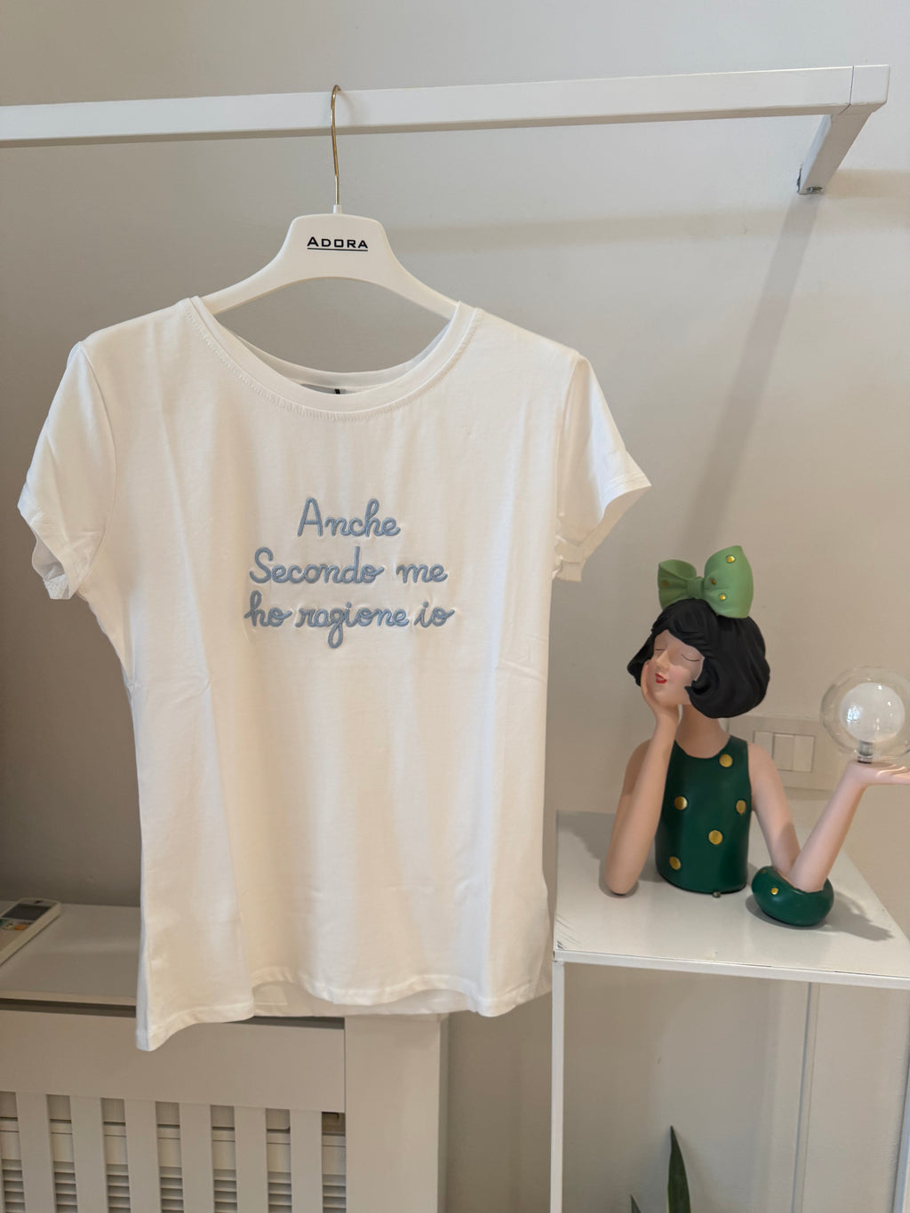 T shirt con scritta