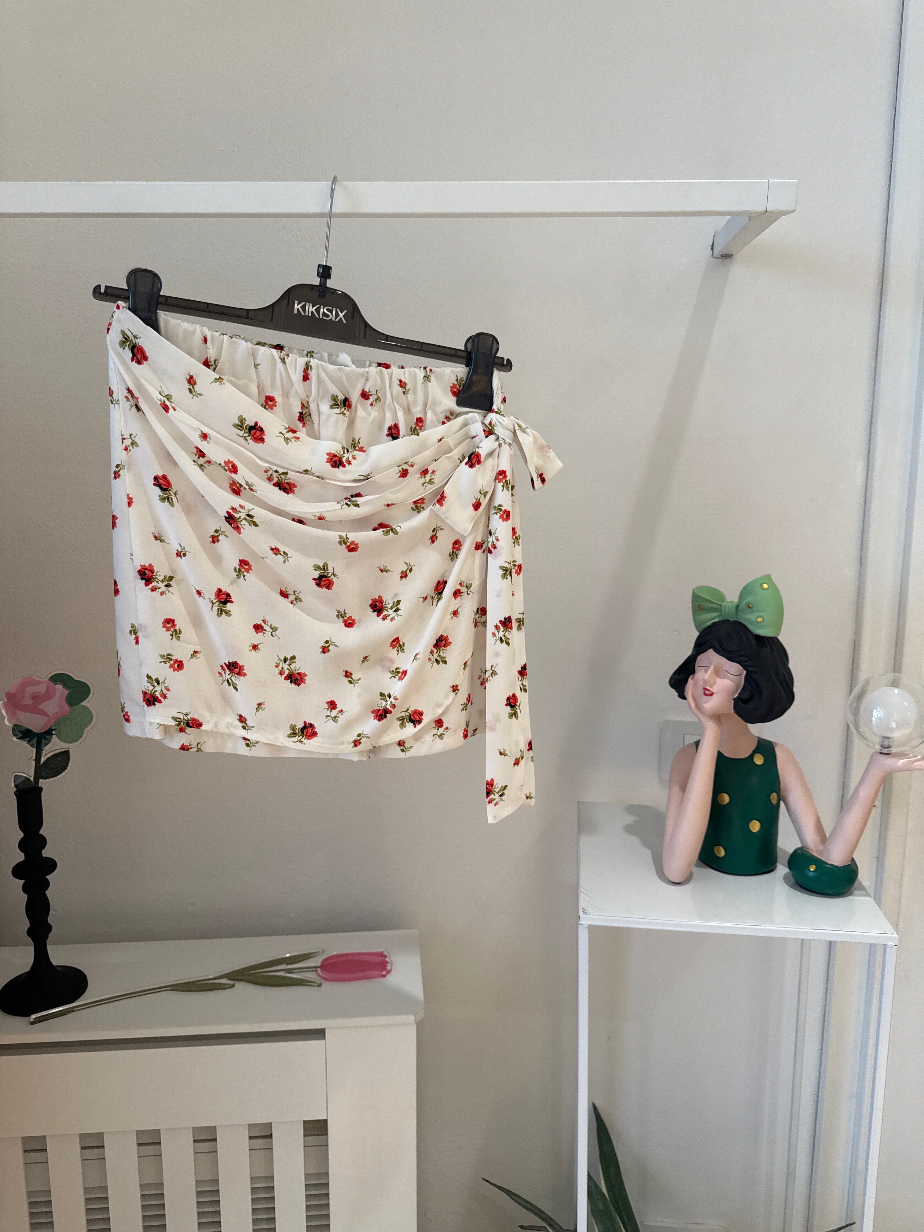 Gonnellina pareo con fiori