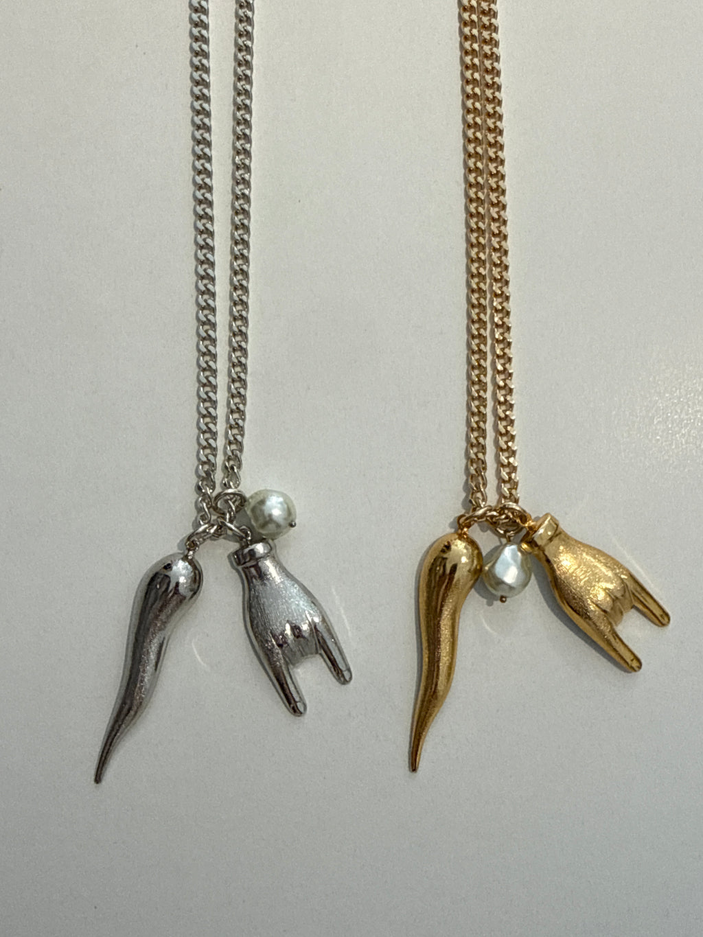 Collana cornine