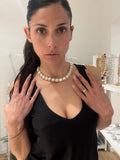Collier con pietre e base dorata